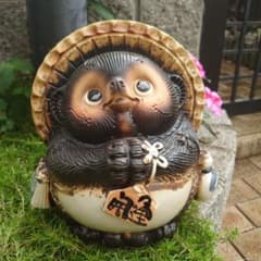 お宝☆木彫りのタヌキの置き物超縁起物♪商売繁盛に！