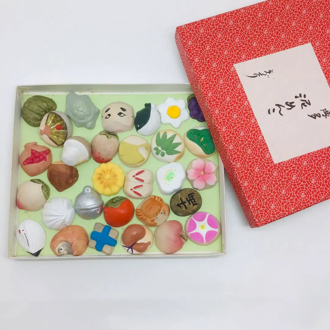 160B 古い 白い 泥めんこ 24点 素焼き おはじき