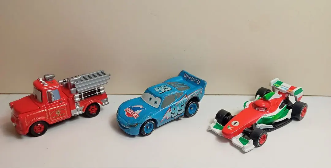 2721)トミカ カーズ カーボン レーサー 7台