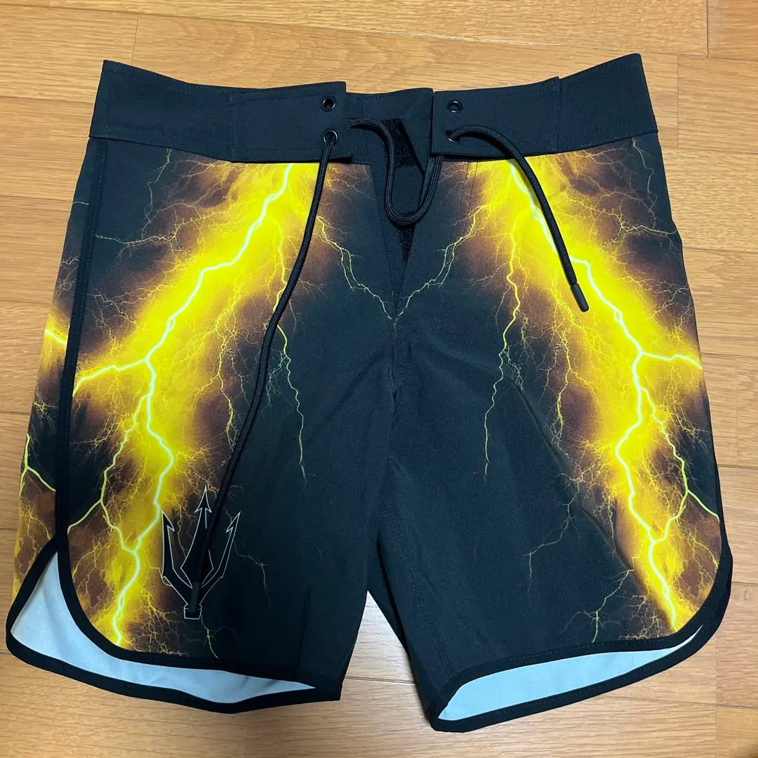 2026年最新】fied サーフパンツ 26の人気アイテム - メルカリ