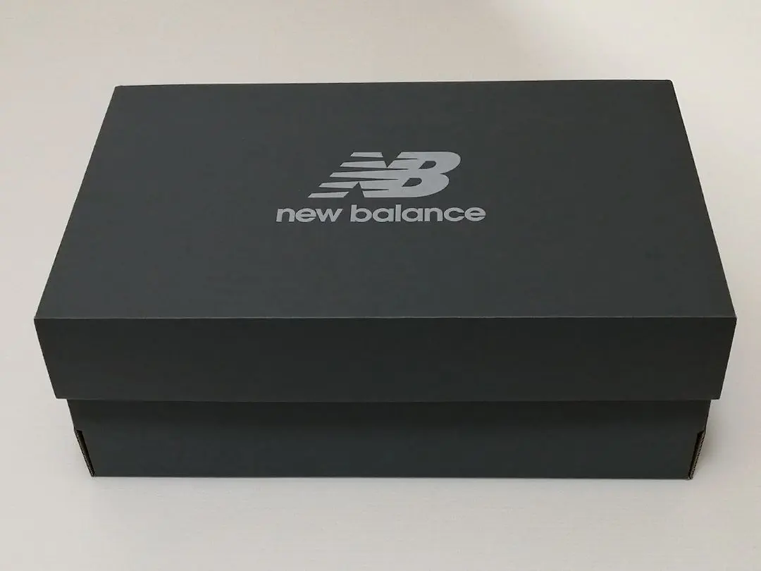 2026年最新】new balance 箱・ダンボール箱の人気アイテム - メルカリ