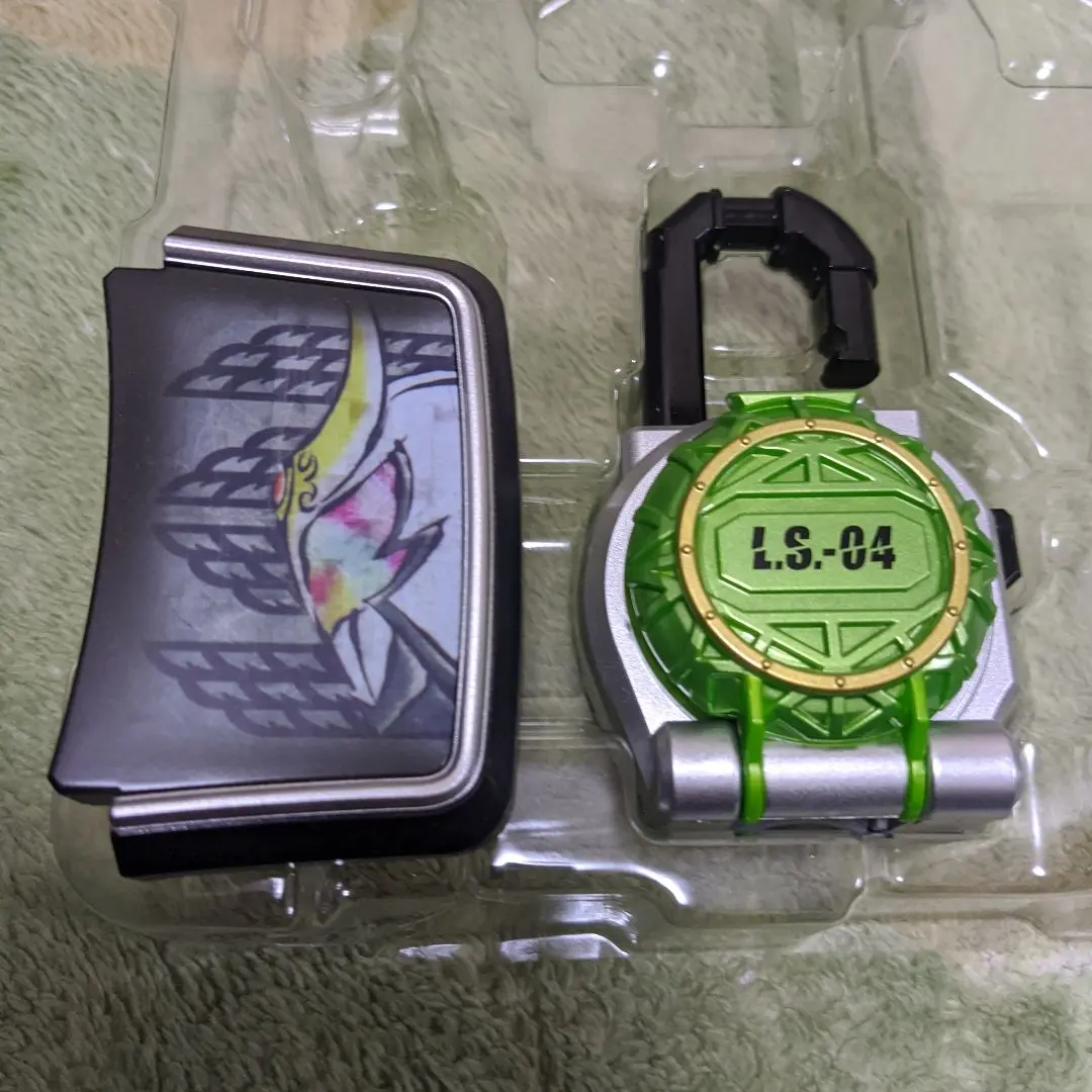 2026年最新】csm ロックシード 呉島セットの人気アイテム - メルカリ