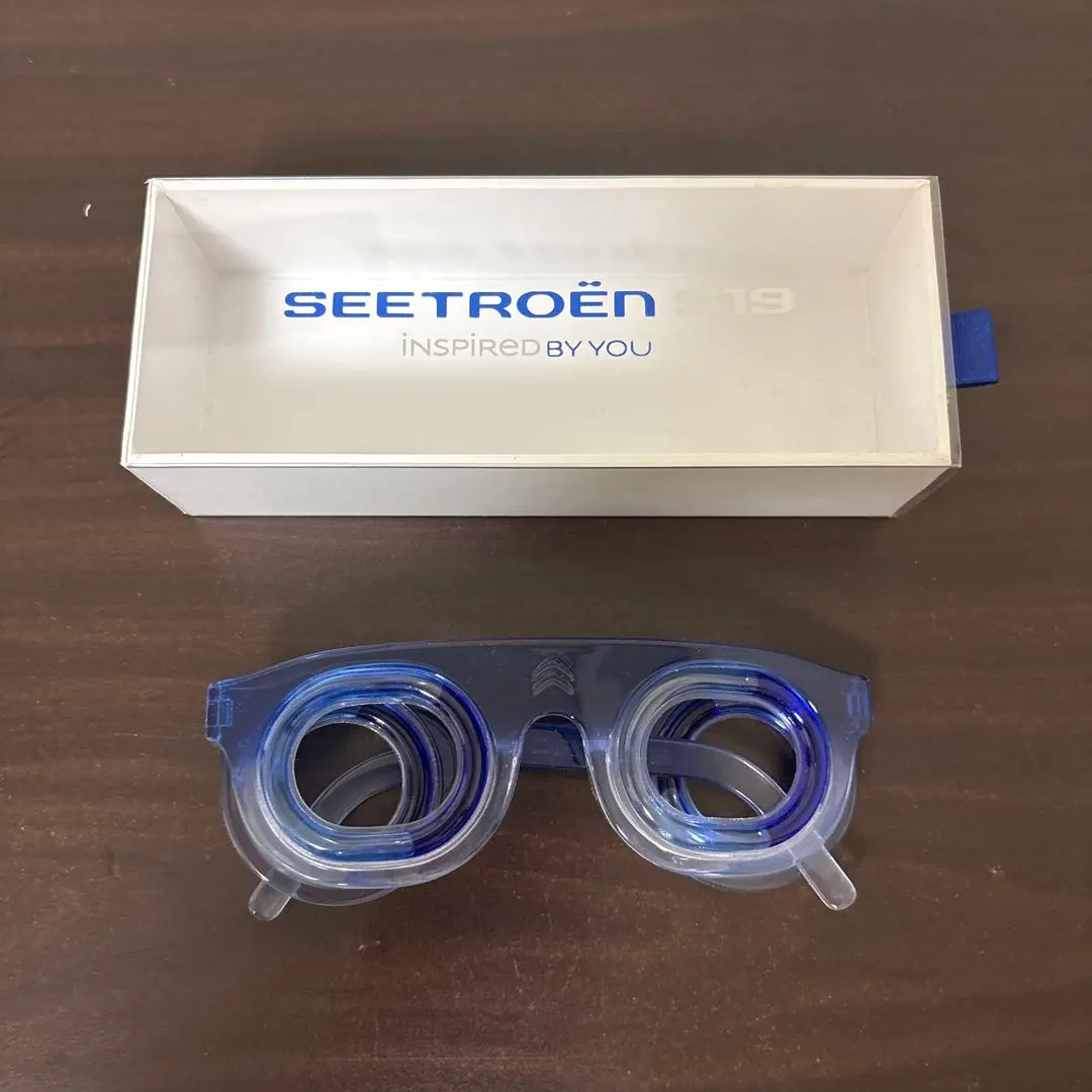 シトロエン長野 公式サイト - 【シトロエングッズ紹介】四ツ目の眼鏡