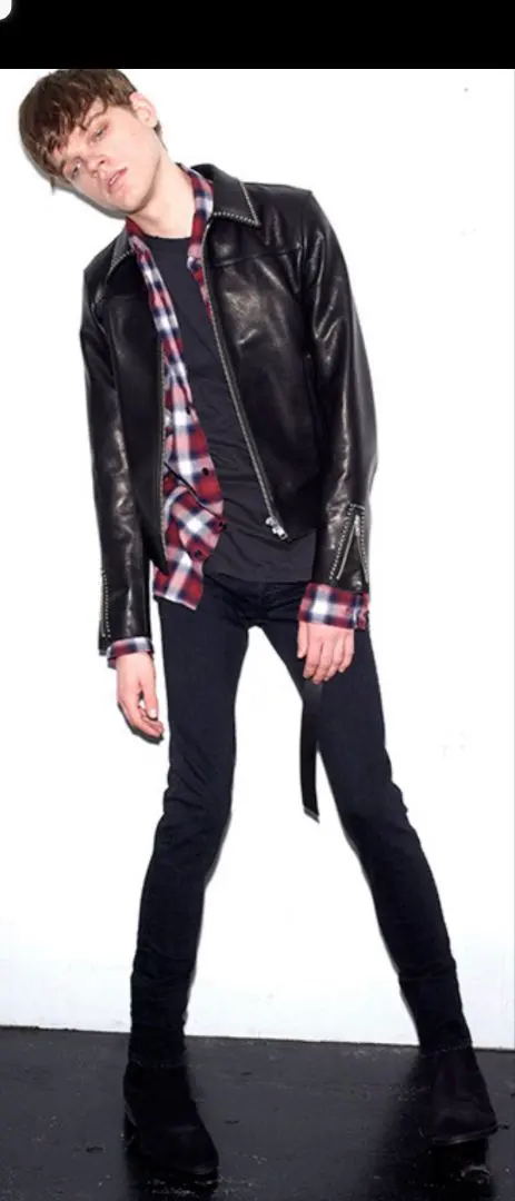 m64391083178_1.jpg?1759626677