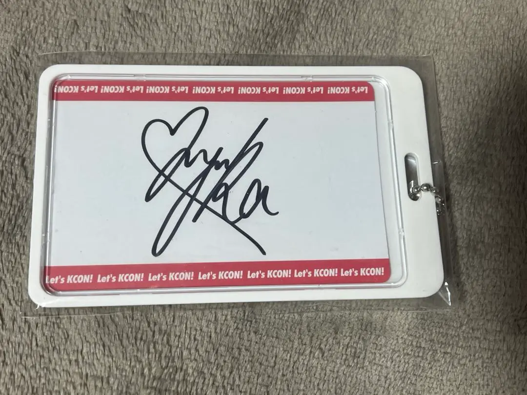 2026年最新】niziuマユカ直筆サインの人気アイテム - メルカリ