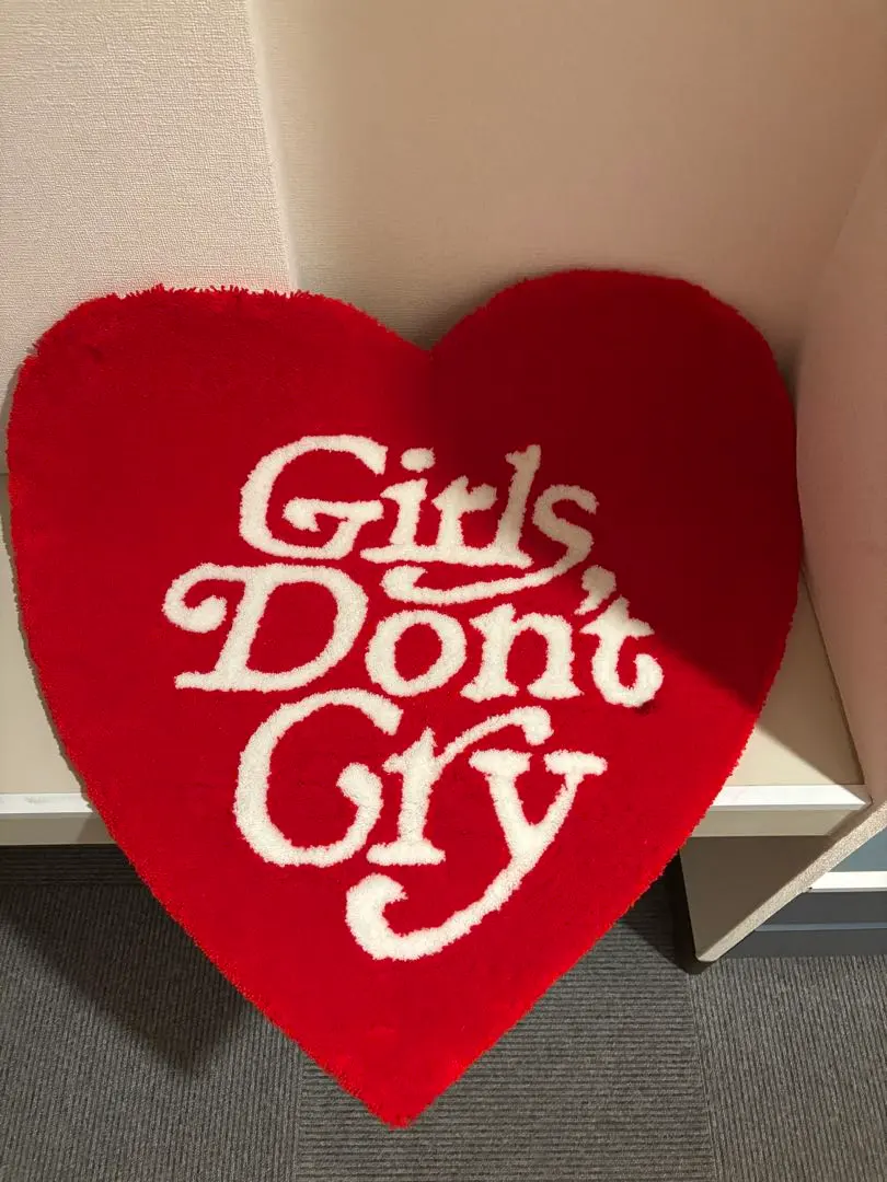 2026年最新】ガールズドントクライ クッションの人気アイテム - メルカリ