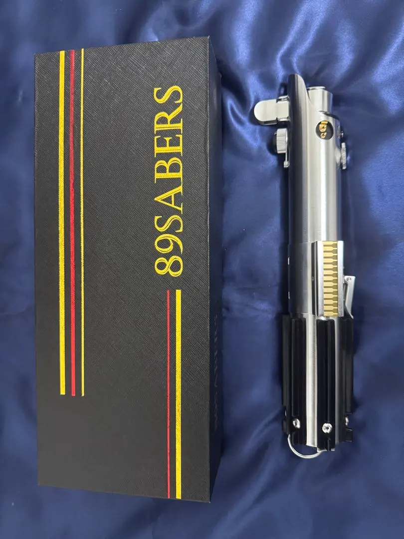 カスタムセーバー 89sabers OWK4 TriCree RGB