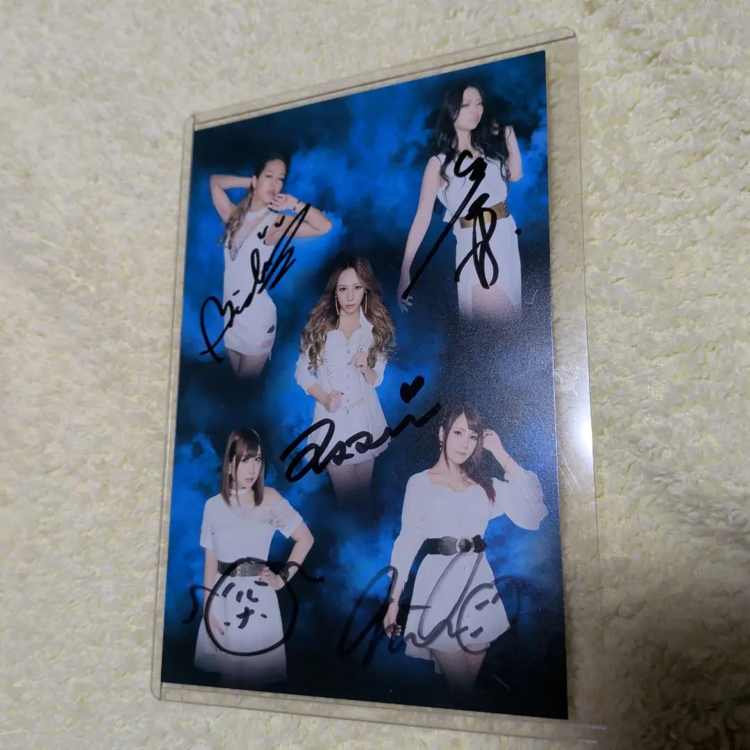 2026年最新】lovebites サインの人気アイテム - メルカリ