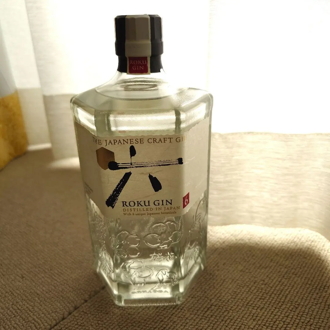 2026年最新】六 ジンの人気アイテム - メルカリ ラッキーキャットソラ