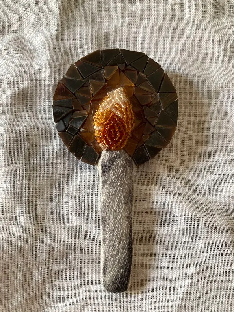 ミナペルホネン oasis 水牛ブローチミナペルホネンclover水牛の角