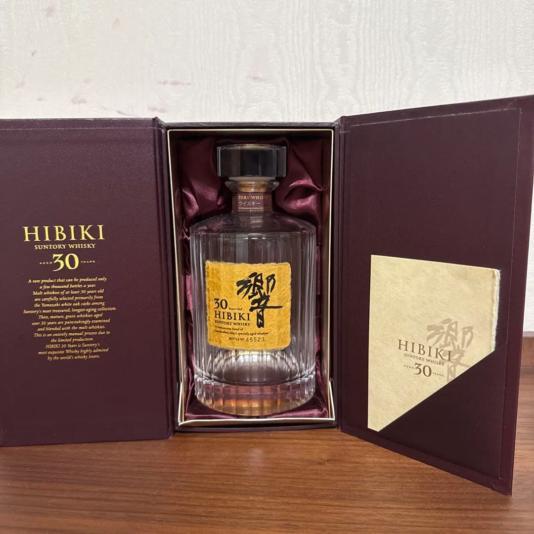 空瓶・未洗浄】Hibiki 30年 ウイスキー ボトル番号39700
