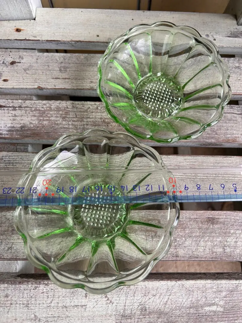 昭和レトロ電笠 乳白ガラスプレスガラスセル巻き幾何学 戦前〜昭和初期