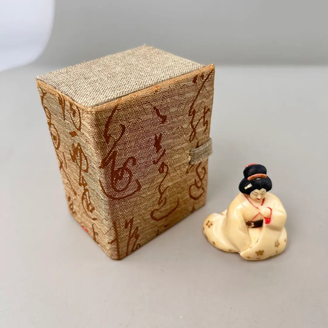 2026年最新】春画根付の人気アイテム - メルカリ