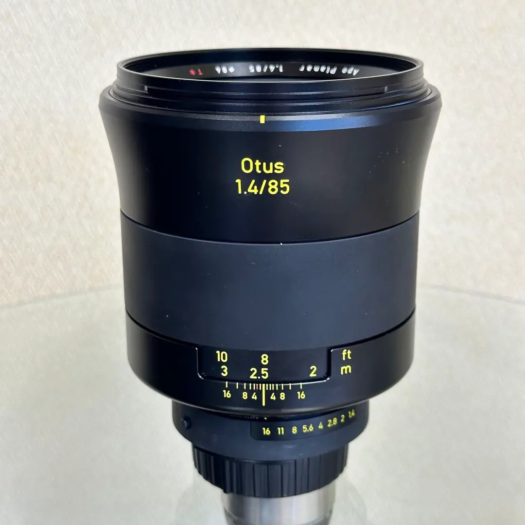 ほぼ未使用Zeiss Otus 28mm f/1.4 ZF.2レンズ