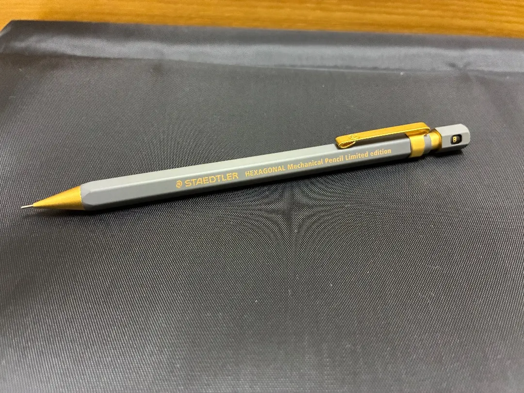 文房具セットまとめ売りカブェコステッドラー木軸ロットリングぺんてる