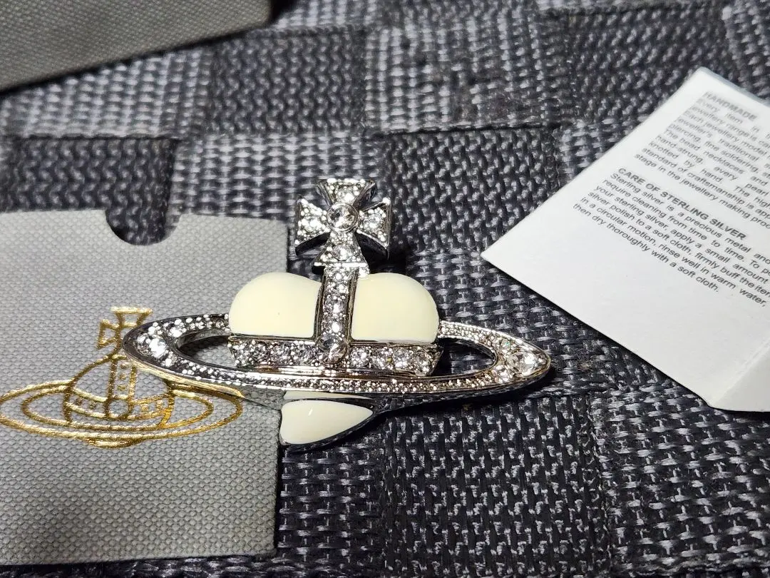 2026年最新】Vivienne Westwood 割引オプション：通常商品 ブローチ