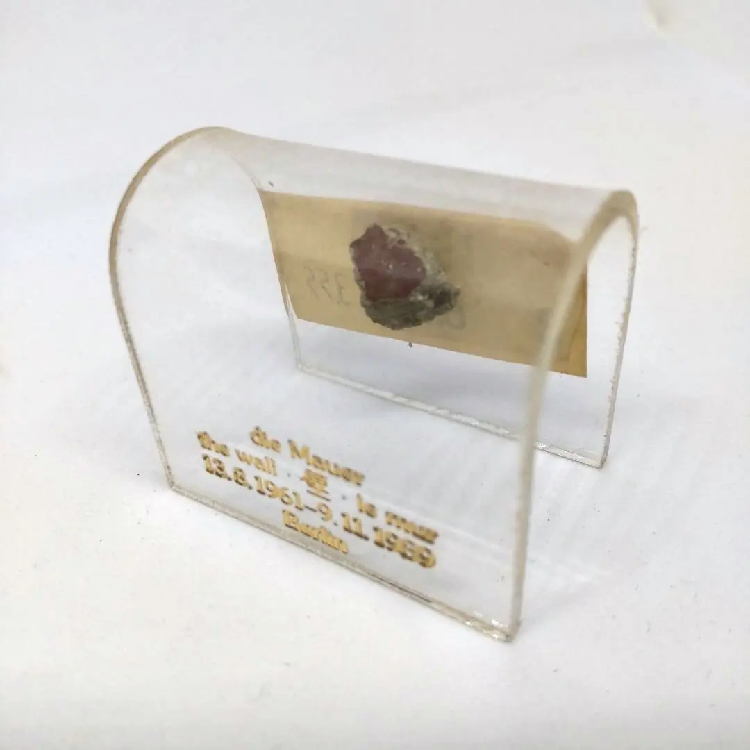 2026年最新】ベルリンの壁破片の人気アイテム - メルカリ