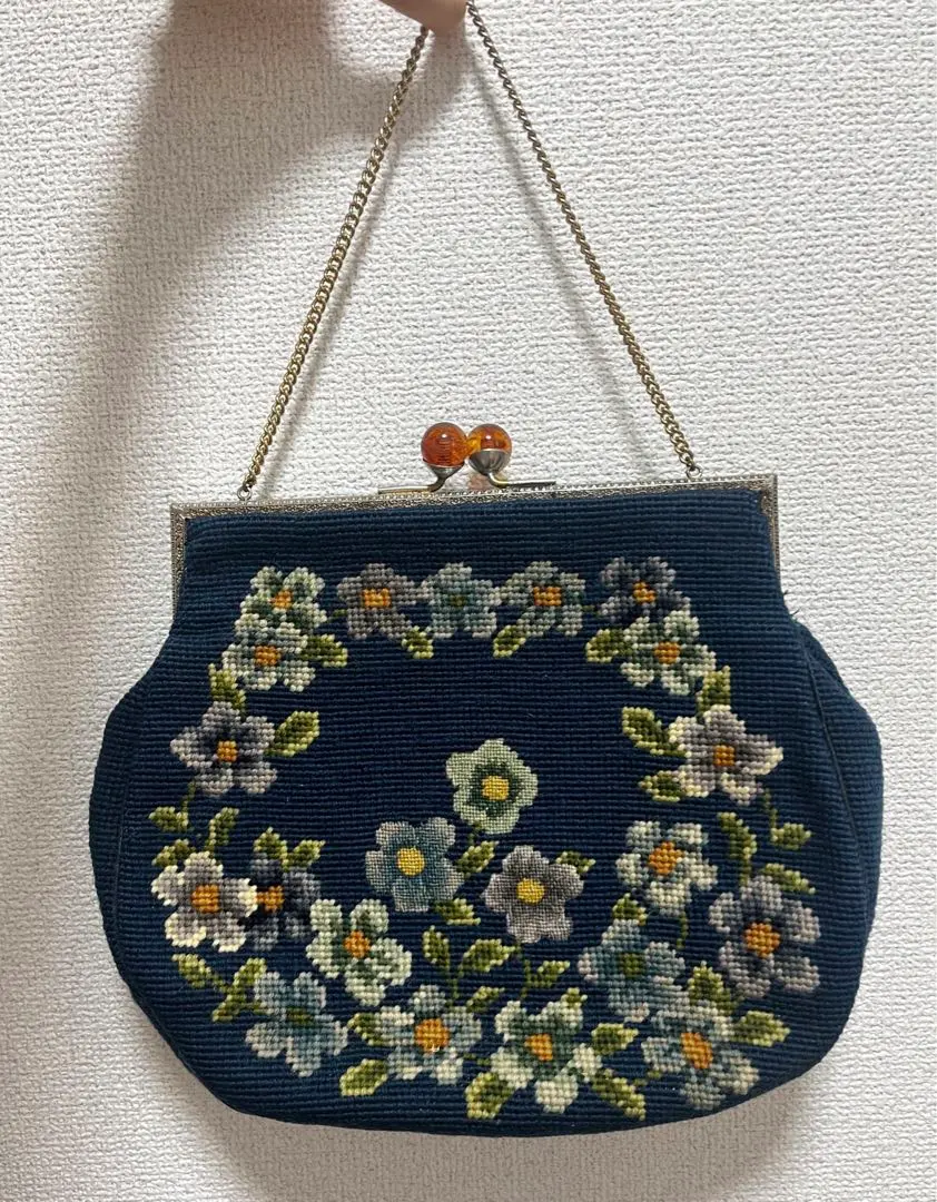 アンティークプチポワン ニードルポイント ビジュー装飾花彫金細工