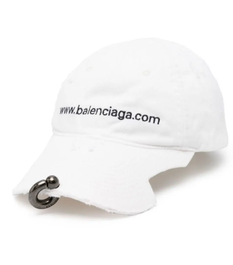 2026年最新】BALENCIAGA キャップ ピアスの人気アイテム - メルカリ