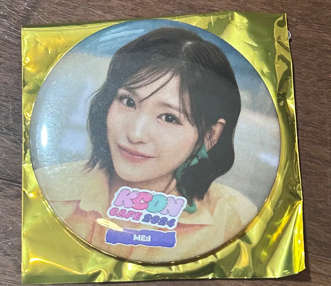 2025年最新】kcon me:i 缶バッジの人気アイテム - メルカリ