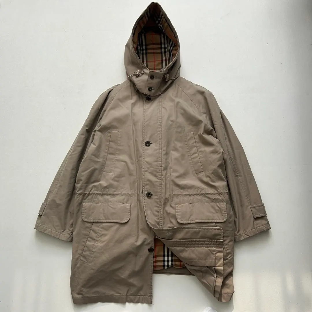 2026年最新】BURBERRY マウンテンパーカーの人気アイテム - メルカリ