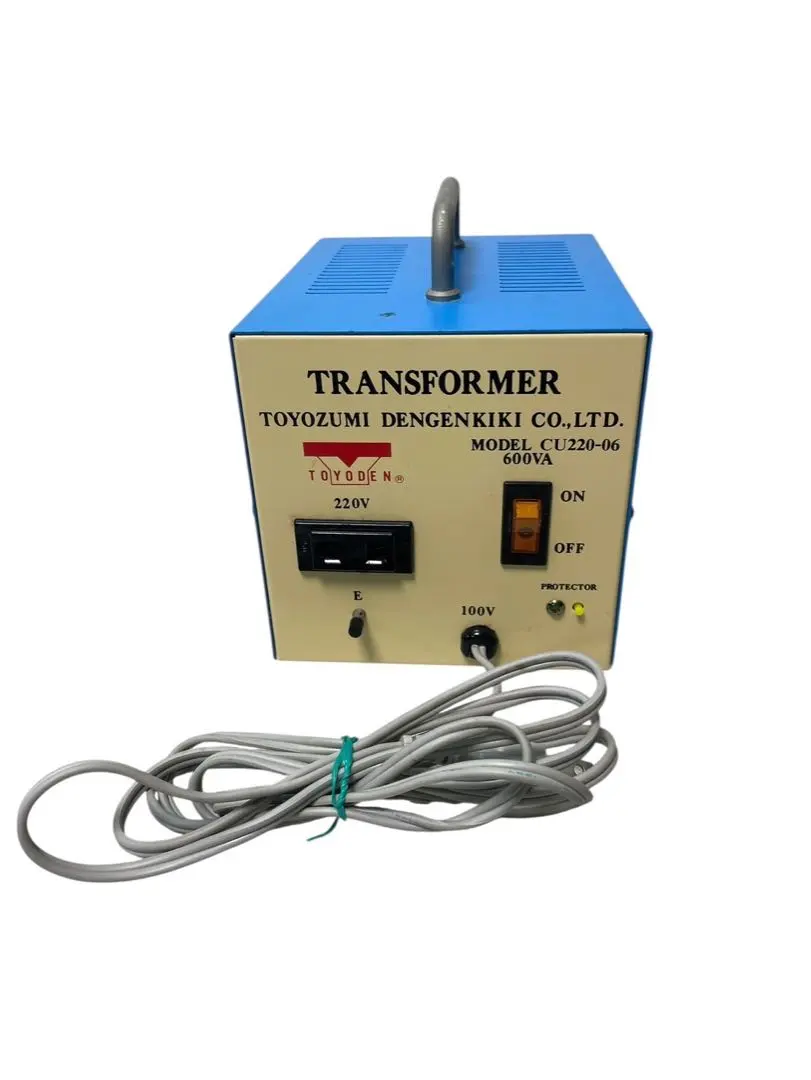 Toyoizumi CU240-06S 変圧器 600VA ハンディケース入り ステップダウン