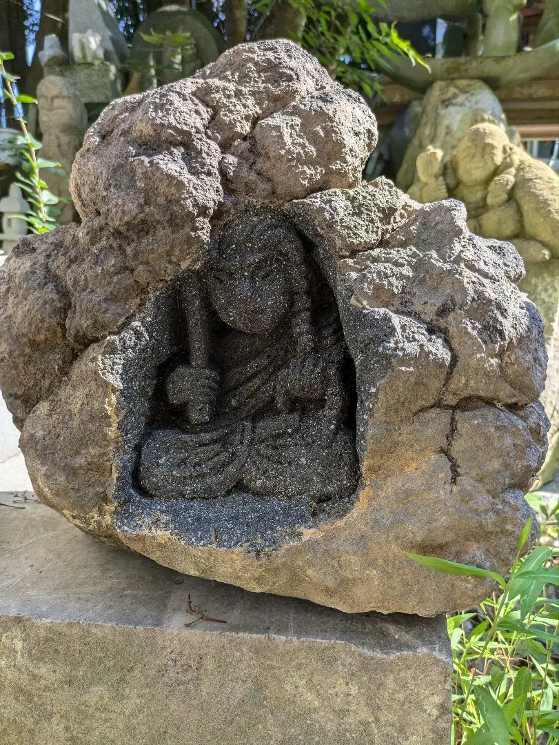 石仏、不動明王、日本制作、倉田辰彦作