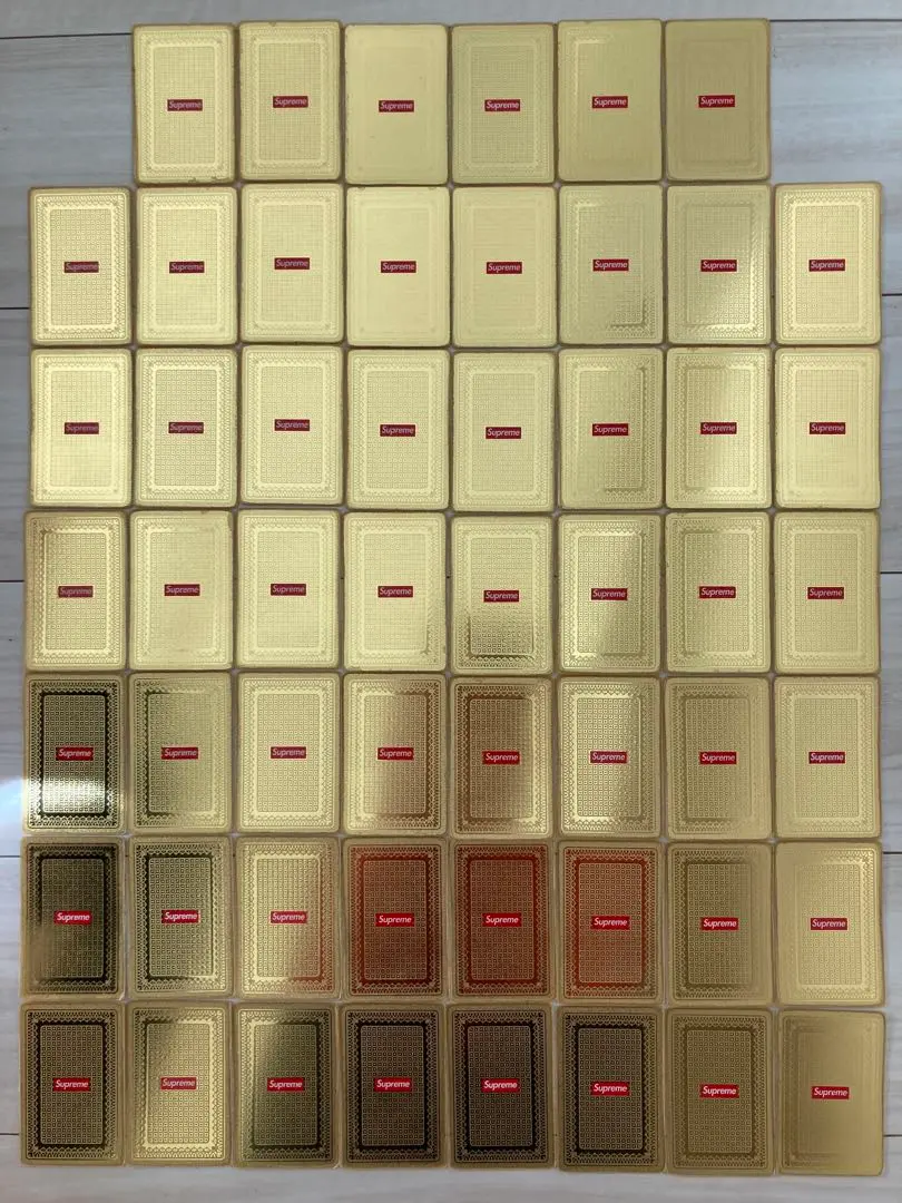 2026年最新】supreme トランプ 金の人気アイテム - メルカリ