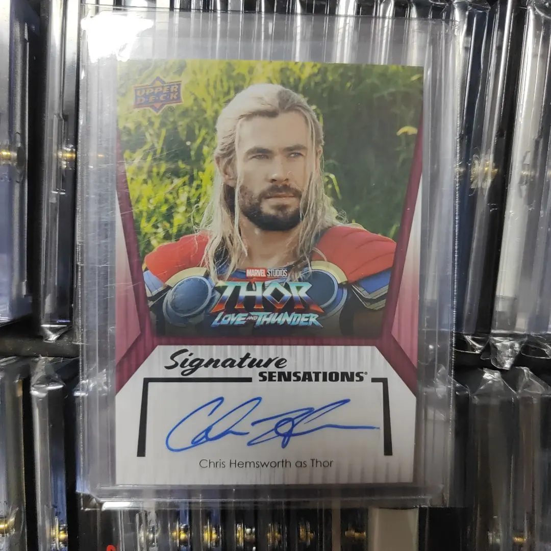 2026年最新】クリス・ヘムズワース サインの人気アイテム - メルカリ