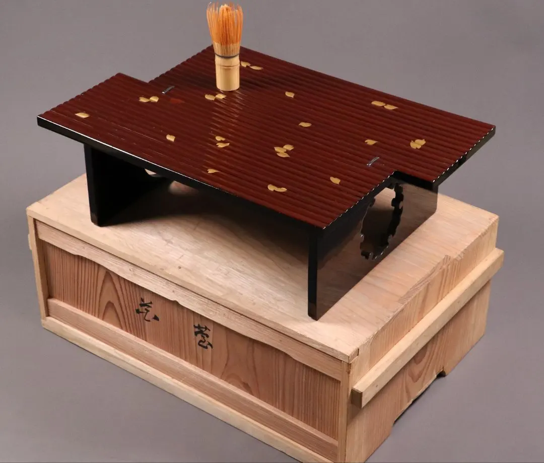 漆芸 桜ちらし蒔絵 花台 最大幅45.7cm 木製 卓 覆輪 雪輪 MA345