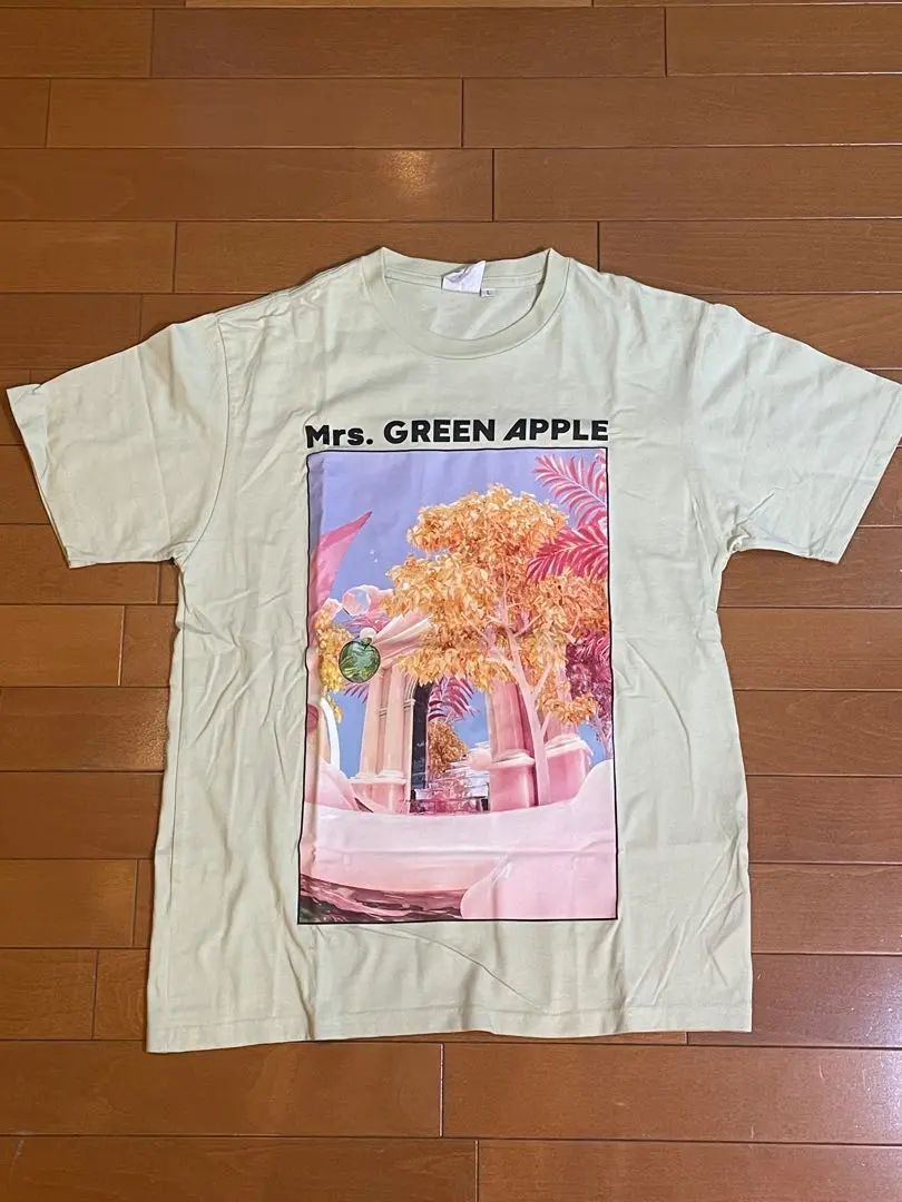 2026年最新】mrs.green apple tシャツ utopiaの人気アイテム - メルカリ