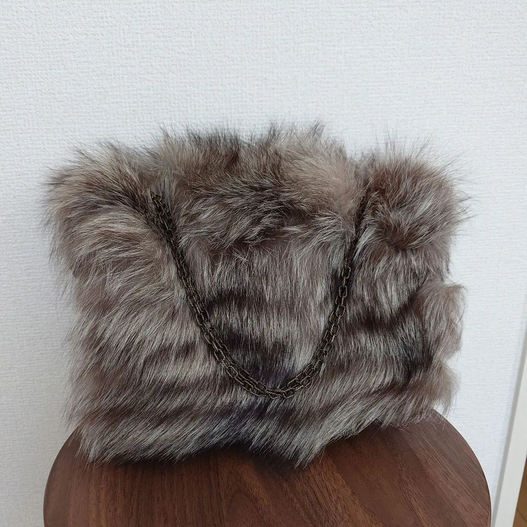 2026年最新】ファー バッグ シルバーフォックスの人気アイテム - メルカリ