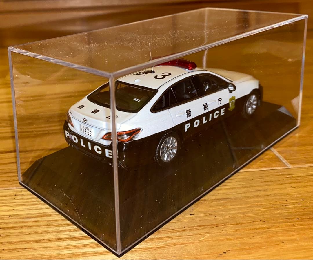 トヨタ クラウン (ARS220) 警察車両 ミニカー