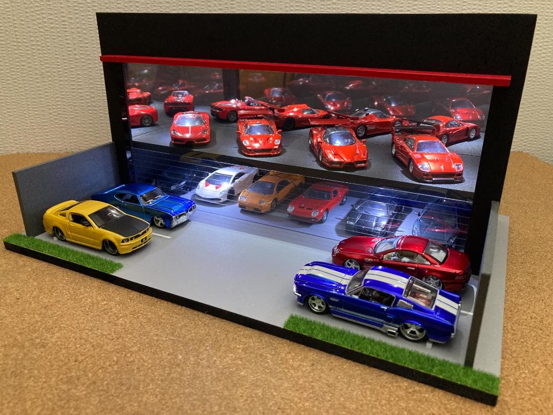 ミニカー用ジオラマ：1/64 カーディーラーⅡ（ブラック＆ダークグレー）