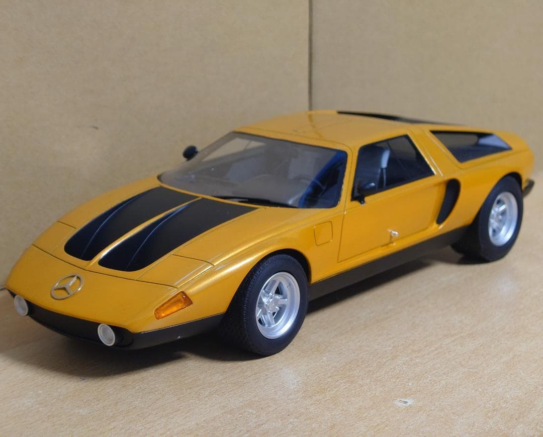 1/18 メルセデスベンツ C111-II 1970 オレンジ Mercedes