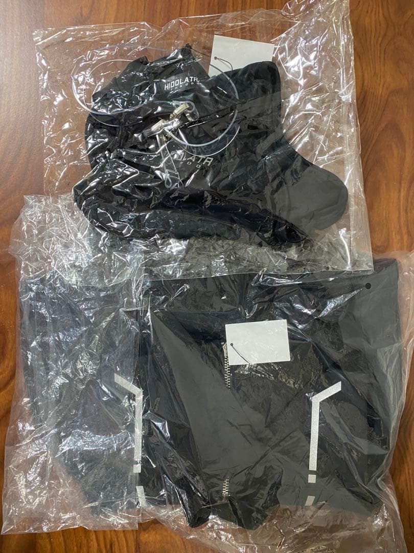 HIDOLATRAL THEODOL イドラタールテオドール 2点セット - メルカリ