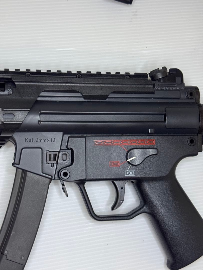 MARUZEN MP5 サブマシンガン　ガスガン