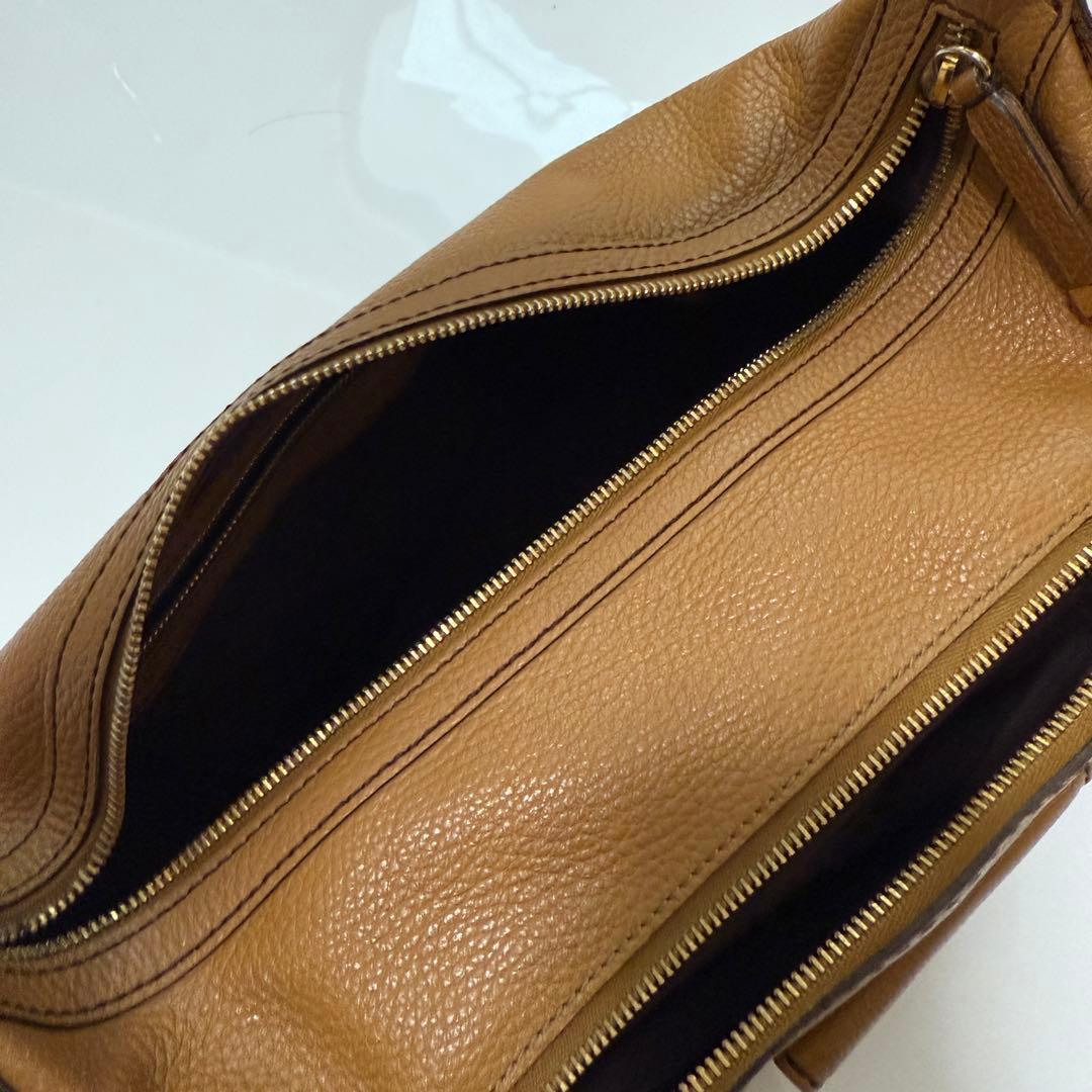 トッズ　ワンショルダー　ハンドバッグ　トート　シボ革　レザー　ブラウン系