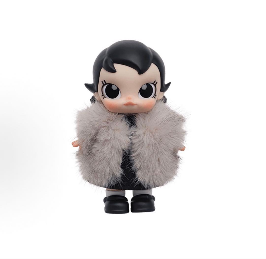 Baby Molly Winter Fit Check ぬいぐるみペンダント - メルカリ