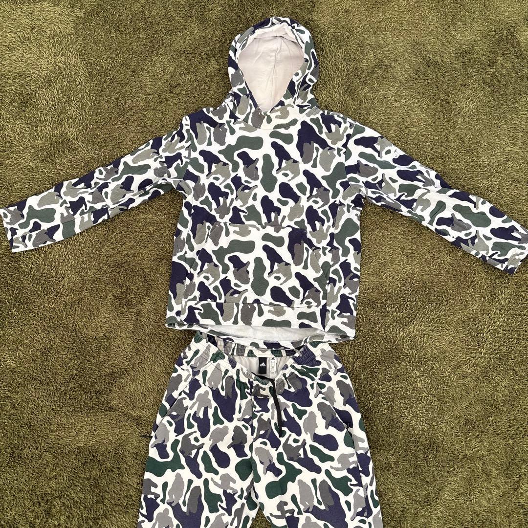 adidas×N.E.R.D　ファレル　アディダス　フーディーセットアップ