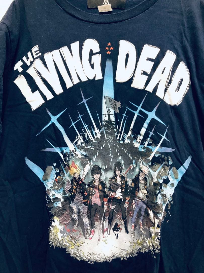 BUMP OF CHICKEN限定・絶版THE LIVING DEAD Tシャツ - メルカリ