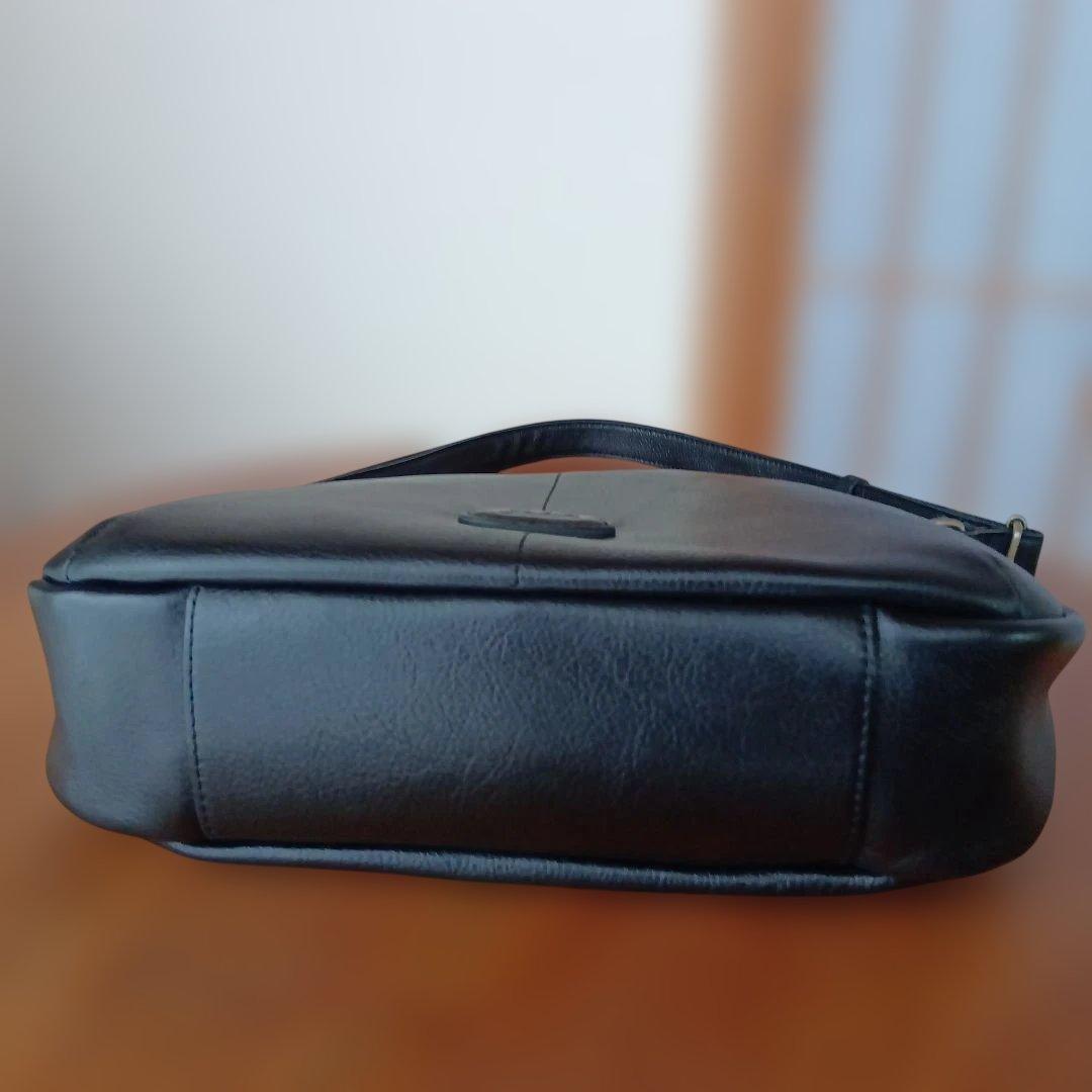 Dakotaショルダーバッグ