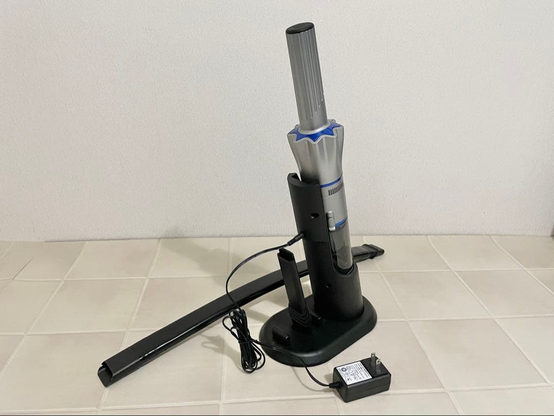 Invictus One】超軽量コードレスクリーナー(INV-102SlL)