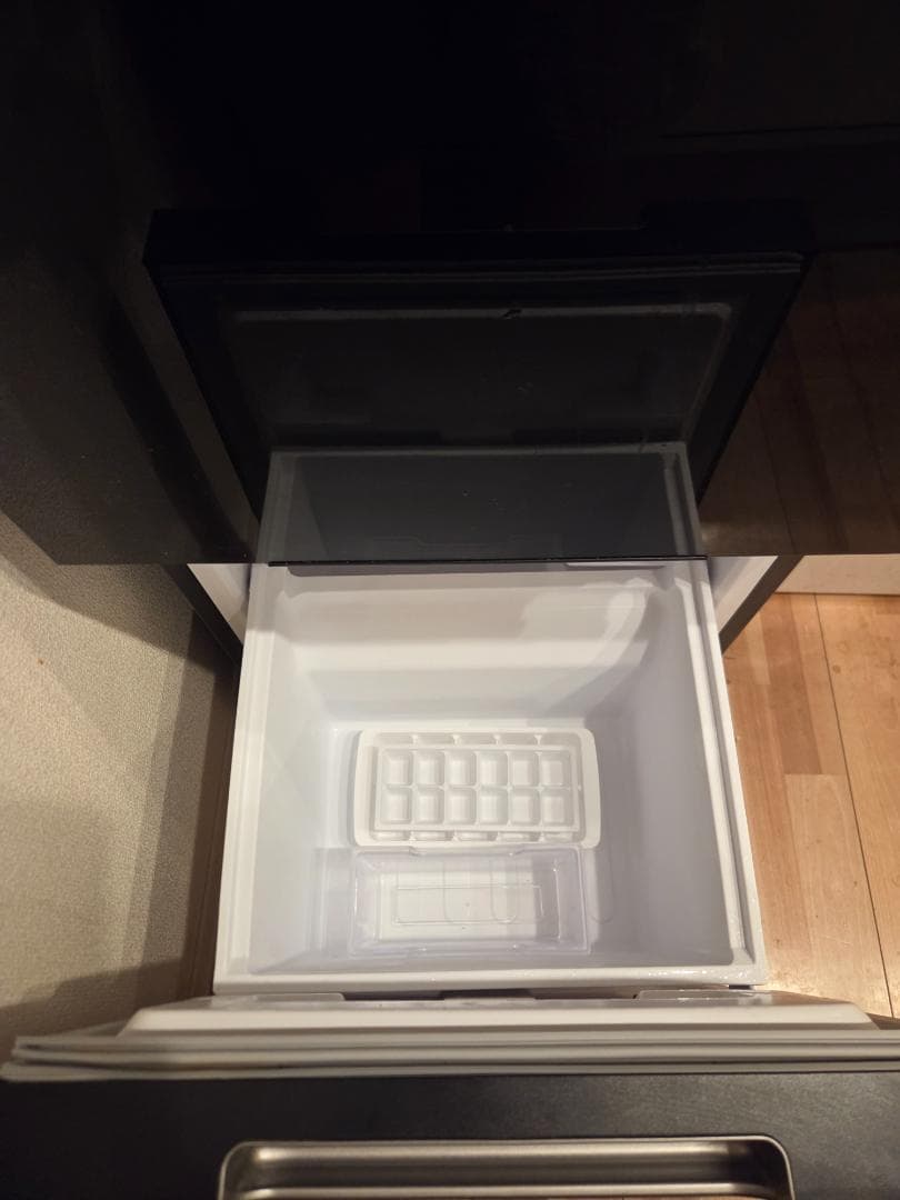 美品 SHARP2021年スタイリッシュブラック冷蔵庫（値下げ）