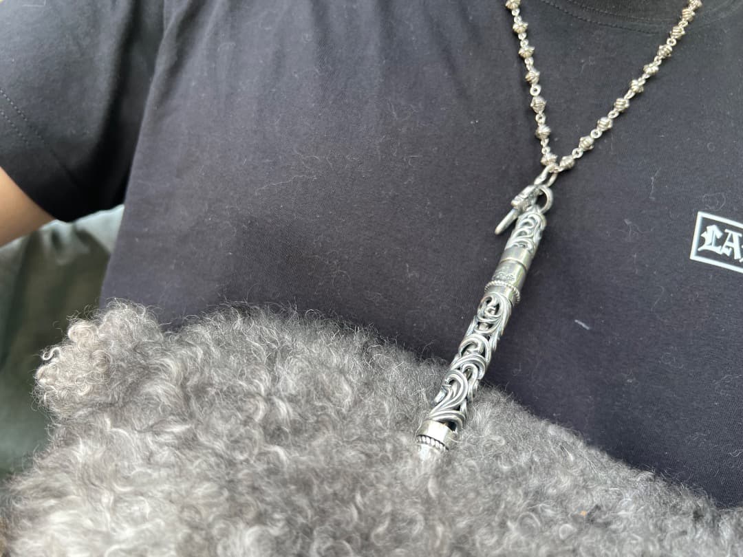 S925刻印有：重厚シルバーペンダントとしても使えるペン SZB001