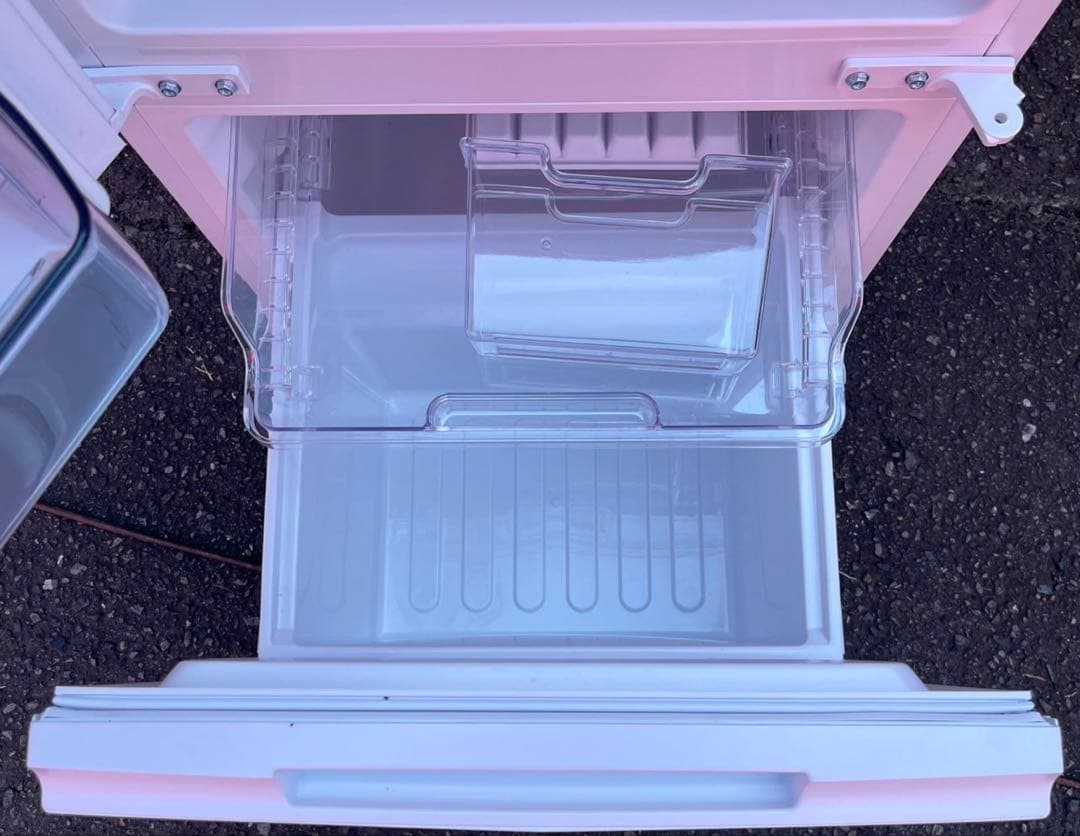 SHARP ノンフロン冷凍冷蔵庫 179L SJ-D18J-W 2023年製