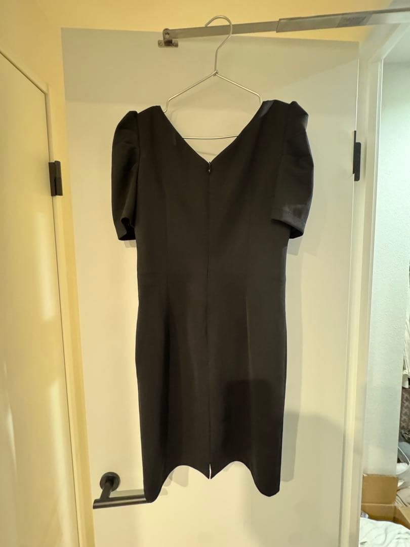 ブラック ROBE de FLEURS 半袖 タイトミニドレス(GL3154)