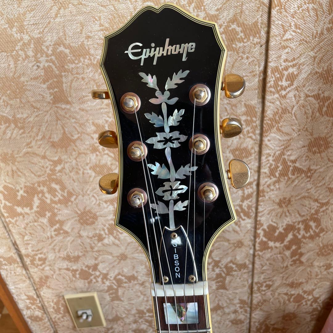 エピフォン　シェラトン