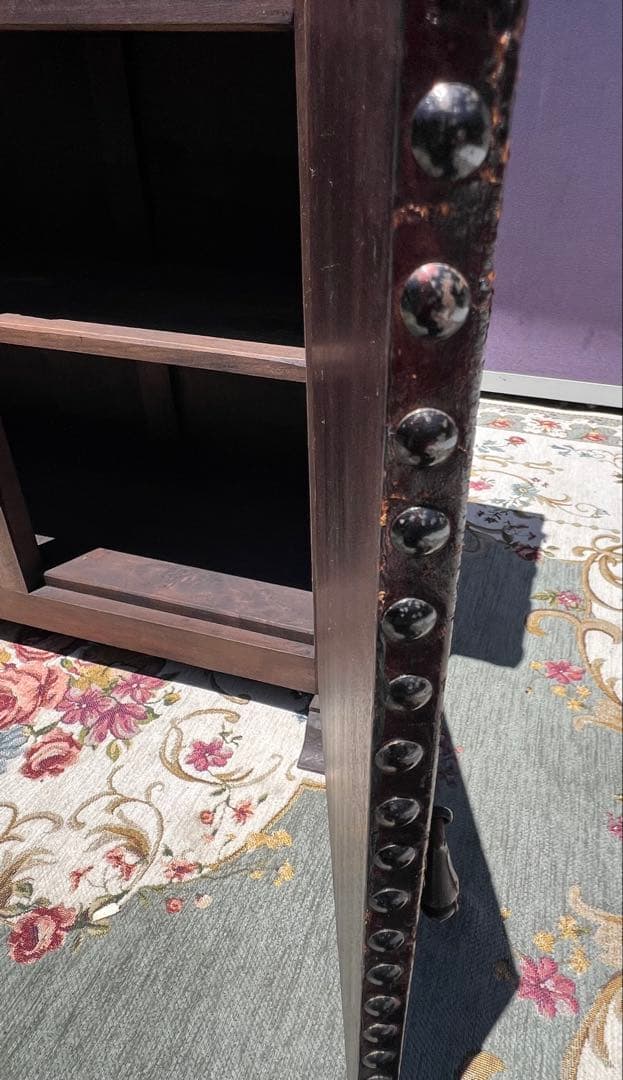 手描きの紋章付き木製タンスピールモーベル アルテサニア 作ったで