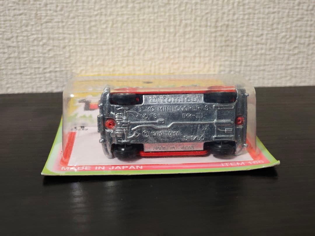 未開封　TOMICA　トミカ　ミニクーパー　赤/白色　ブリスターパック